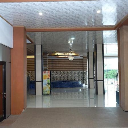 Grand Vella Hotel Pangkal Pinang Exteriör bild