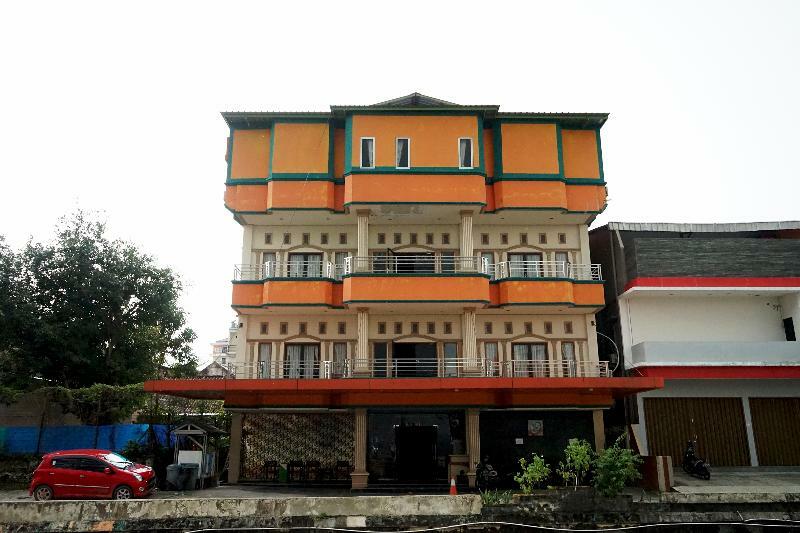 Grand Vella Hotel Pangkal Pinang Exteriör bild