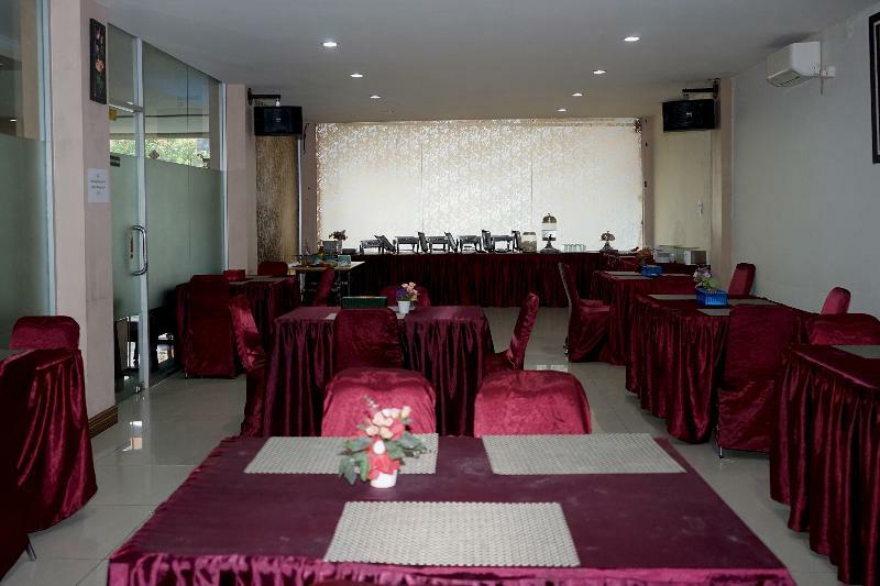 Grand Vella Hotel Pangkal Pinang Exteriör bild